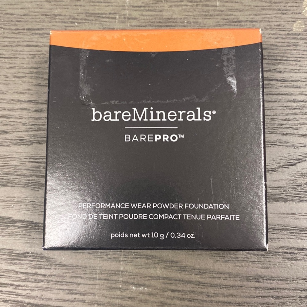Bare pro performance wear powder foundation